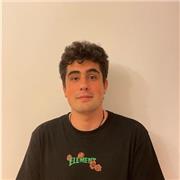 Estudiante de historia con ganas de enseñar y hacer aprobar a mis estudiantes.